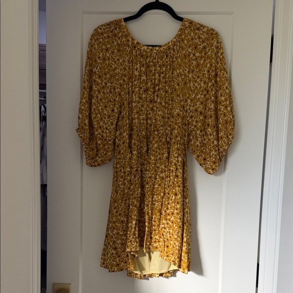 Vici Dresses & Skirts - Low back Yellow Floral Peasant Dress